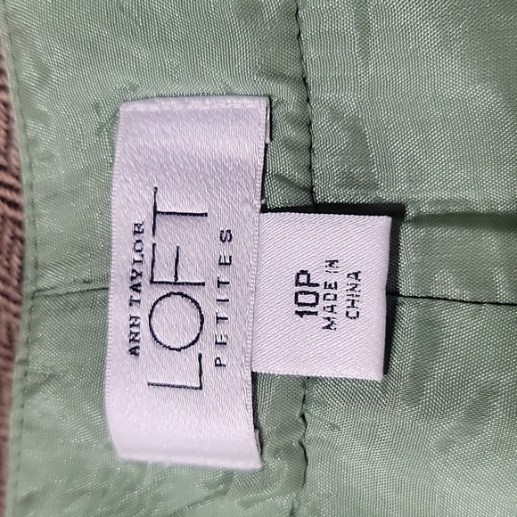 Loft, Size 10P, Wool Blend A-Line Skirt, Brown Herringbone Pattern, Green Accent - Picture 11 of 12
